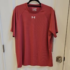 Under Armour Men's Crimson‎ Short Sleeve Tee Heatgear Loose Fit